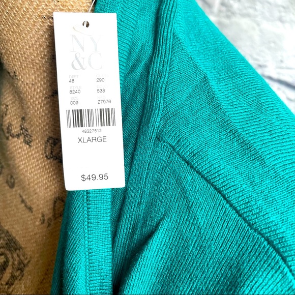 NEW Cardigan - Picture 3 of 4